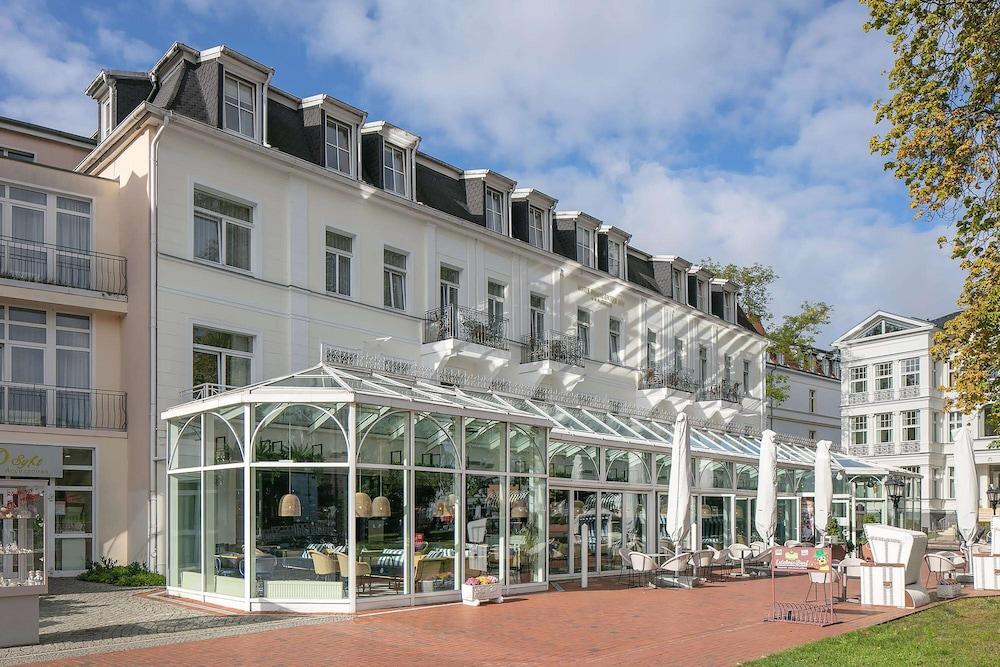 Seetelhotel Pommerscher Hof Wellnesshotel Im Herzen Der Kaiserbaeder Mit Direktem Zugang Zur Wellnessoase Shehrazade Hotel Heringsdorf (Usedom)