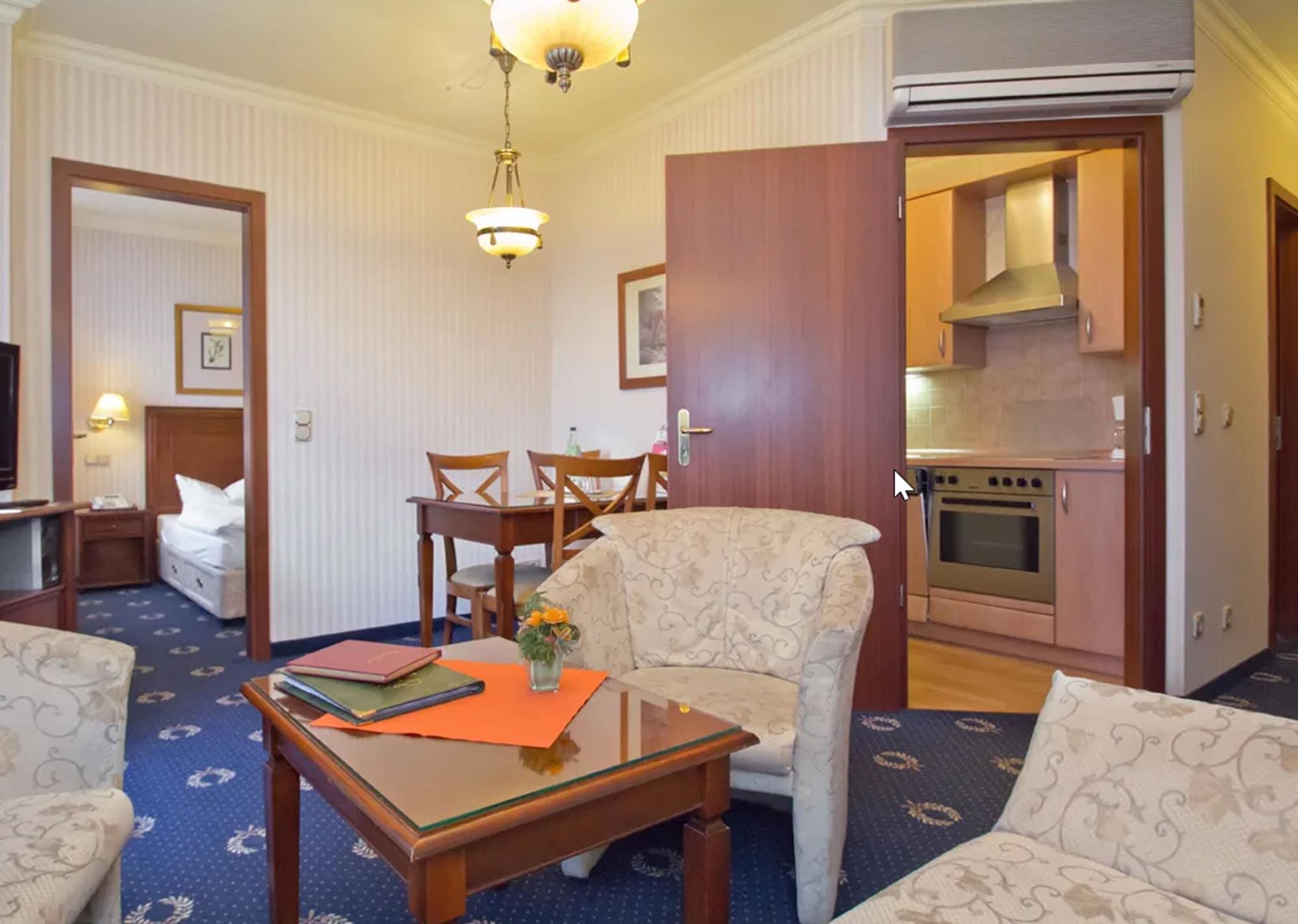 Hotel Seetelhotel Pommerscher Hof Wellnesshotel Im Herzen Der Kaiserbaeder Mit Direktem Zugang Zur Wellnessoase Shehrazade