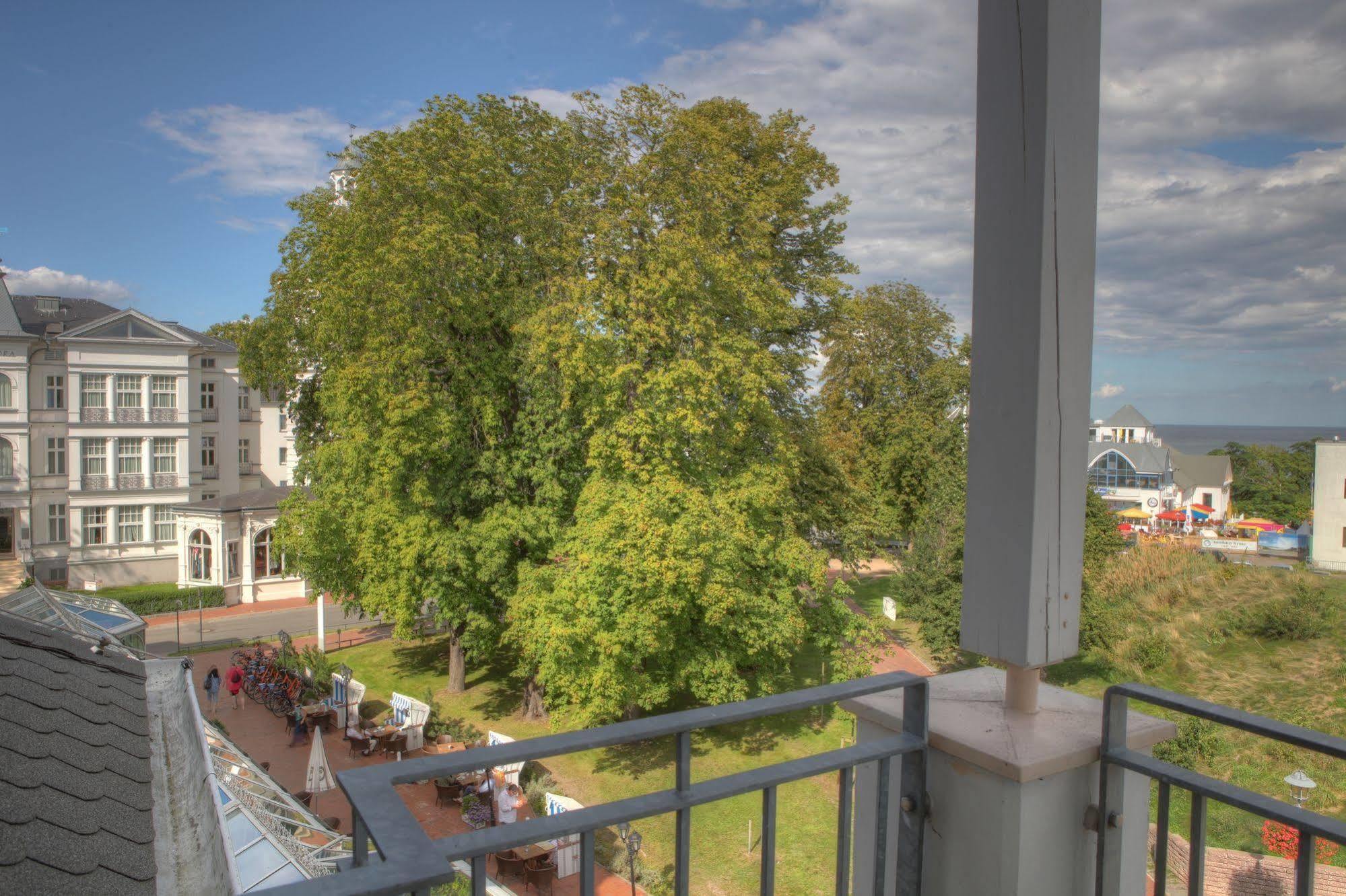 Seetelhotel Pommerscher Hof Wellnesshotel Im Herzen Der Kaiserbaeder Mit Direktem Zugang Zur Wellnessoase Shehrazade Heringsdorf (Usedom)