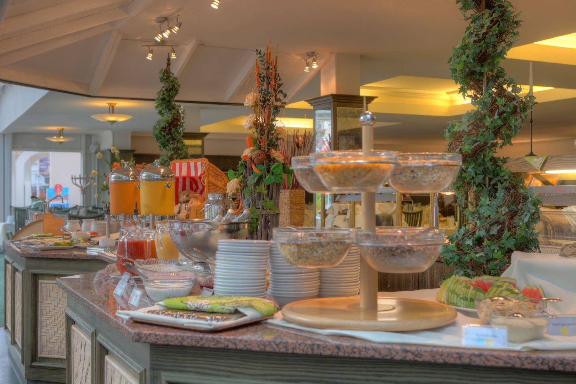 Hotel Seetelhotel Pommerscher Hof Wellnesshotel Im Herzen Der Kaiserbaeder Mit Direktem Zugang Zur Wellnessoase Shehrazade