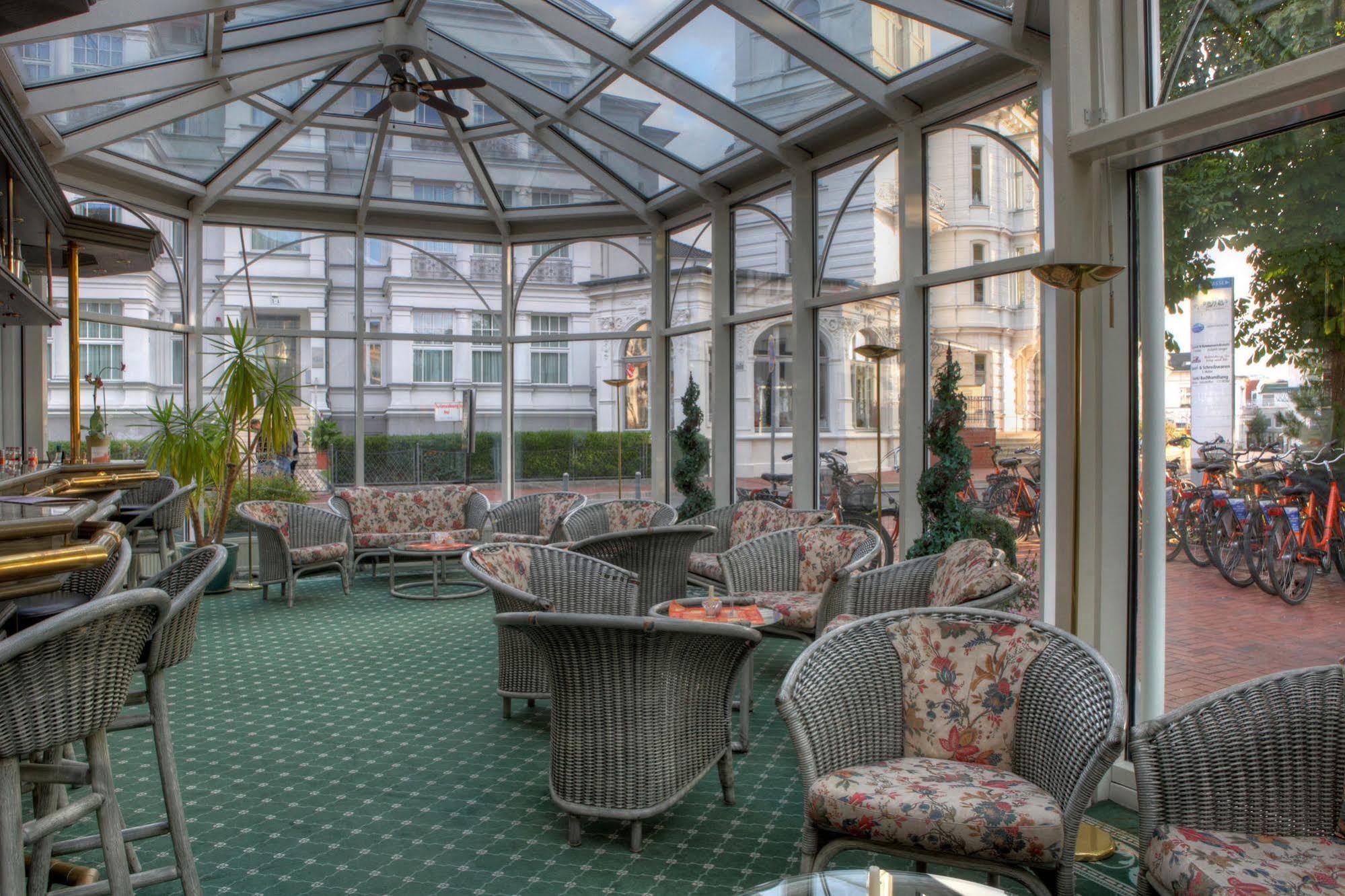 Hotel Seetelhotel Pommerscher Hof Wellnesshotel Im Herzen Der Kaiserbaeder Mit Direktem Zugang Zur Wellnessoase Shehrazade